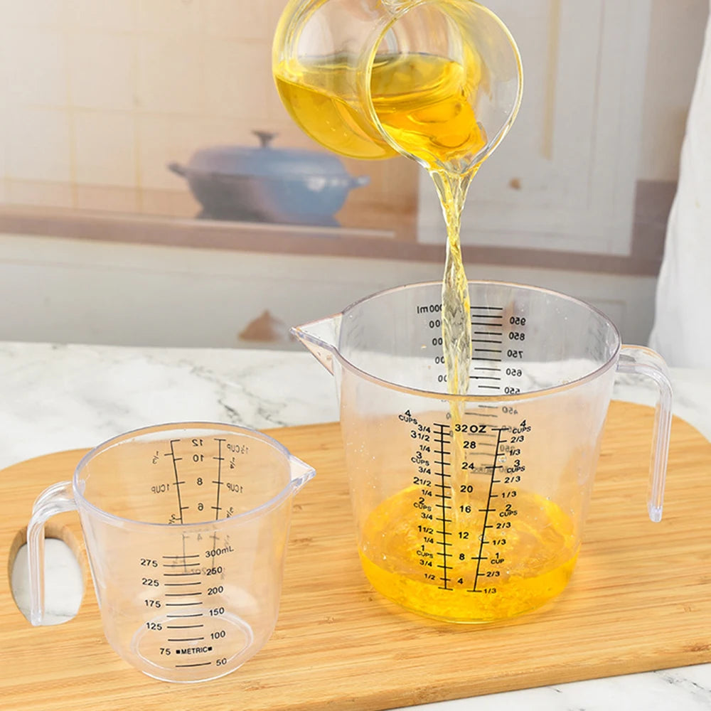 Plastic Measuring Cup Large Capacity Graduated Milliliters Handle Device Household High-temperature Resistant Kitchen Tools
